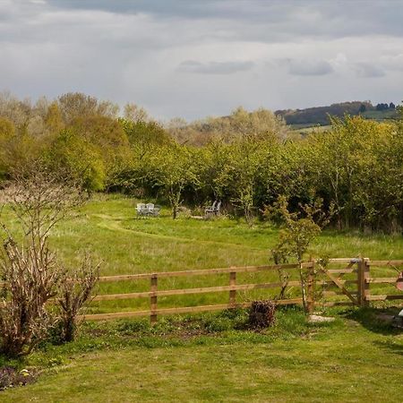 Beautiful 2 Bedroom Guest House With Private Pool In Lacock, Wiltshire Exterior foto